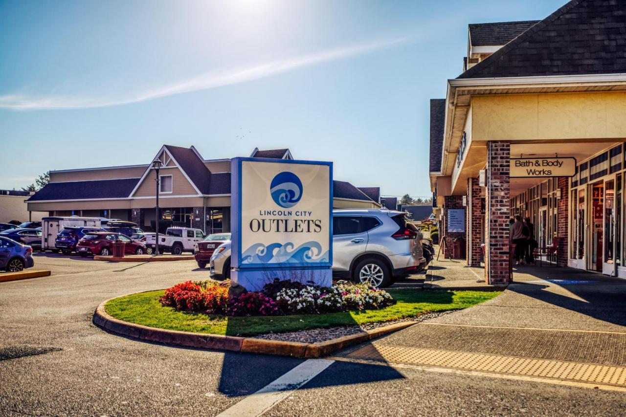 Regatta Park Lake House Lincoln City Dış mekan fotoğraf