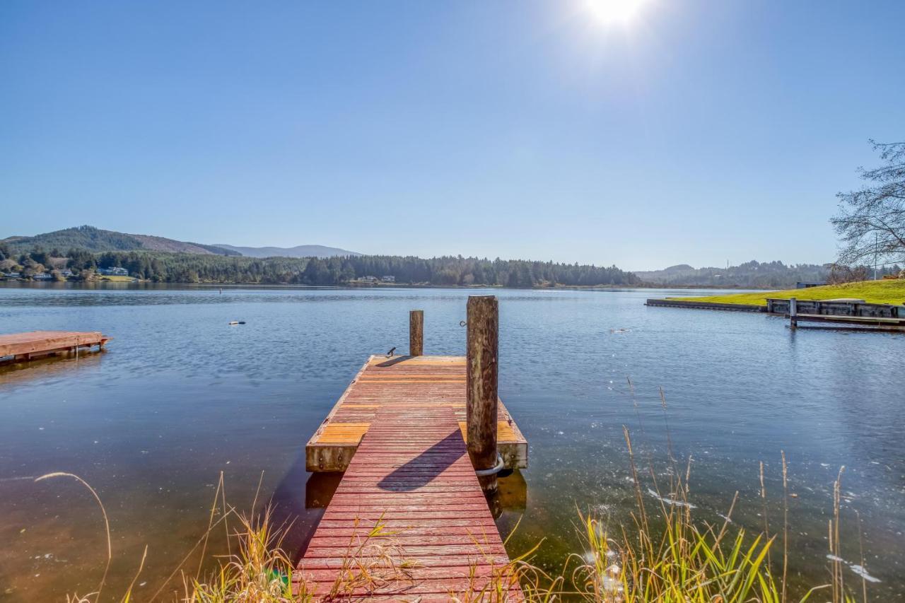 Regatta Park Lake House Lincoln City Dış mekan fotoğraf